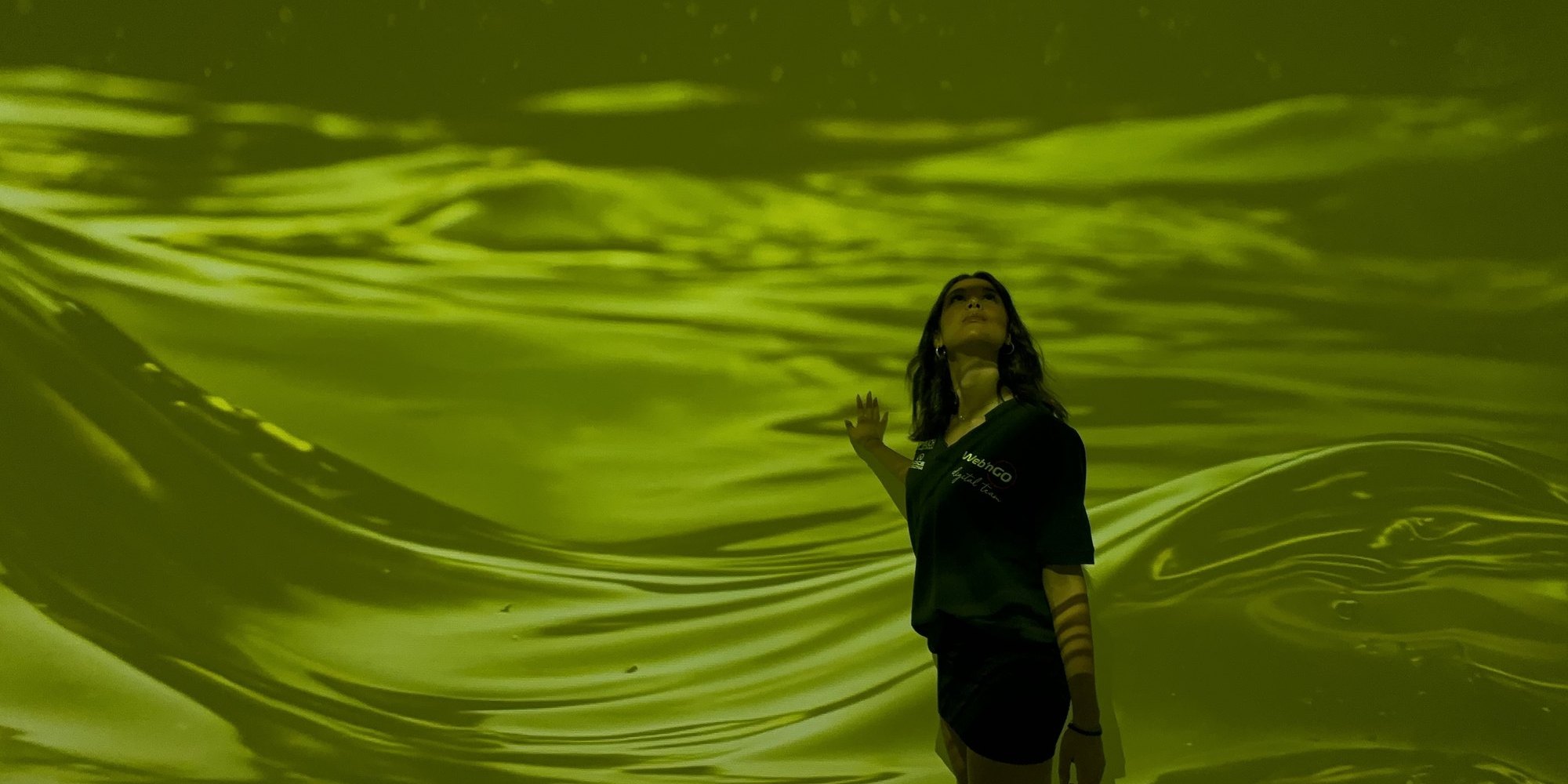 Museo Primoljo — la sala immersiva a specchi durante la presentazione