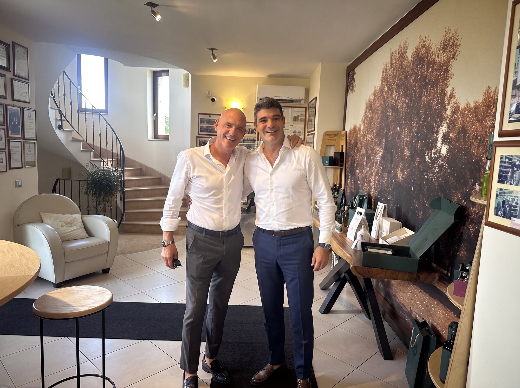 Fernando Primiceri, CEO di Primoljo, e Fabio Visentin, CEO di Web'nGO TopTouch, dopo l'inaugurazione del museo
